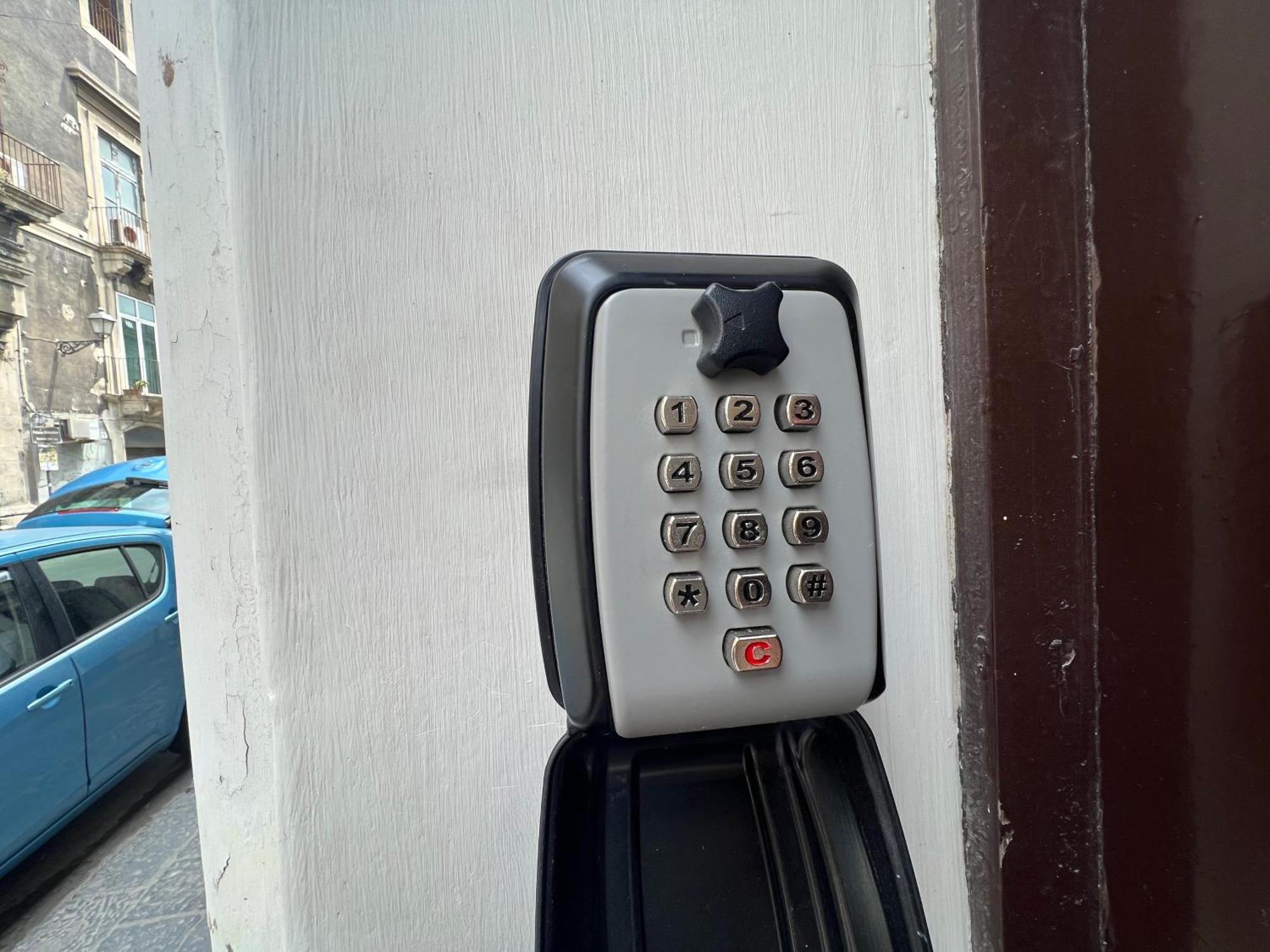 Martiry Suite Apartment كاتانيا المظهر الخارجي الصورة